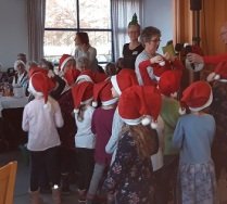Weihnachtsfeier im Brandenburger Hof_04.12.2019_Kinder der AWO-Kita singen.jpg